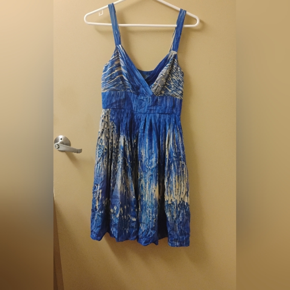 Lil Anthropologie Cabello Falls Silk V Neck Dress Sz 2